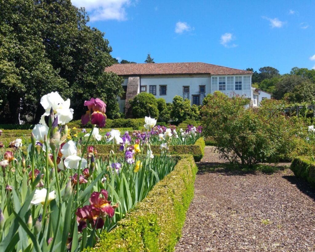 pazo-sta-cruz-rivadulla Ruta de las Camelias